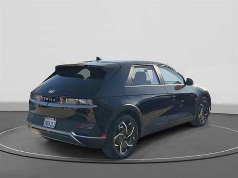 Used 2024 Hyundai Ioniq 5 SEL RWD image 3