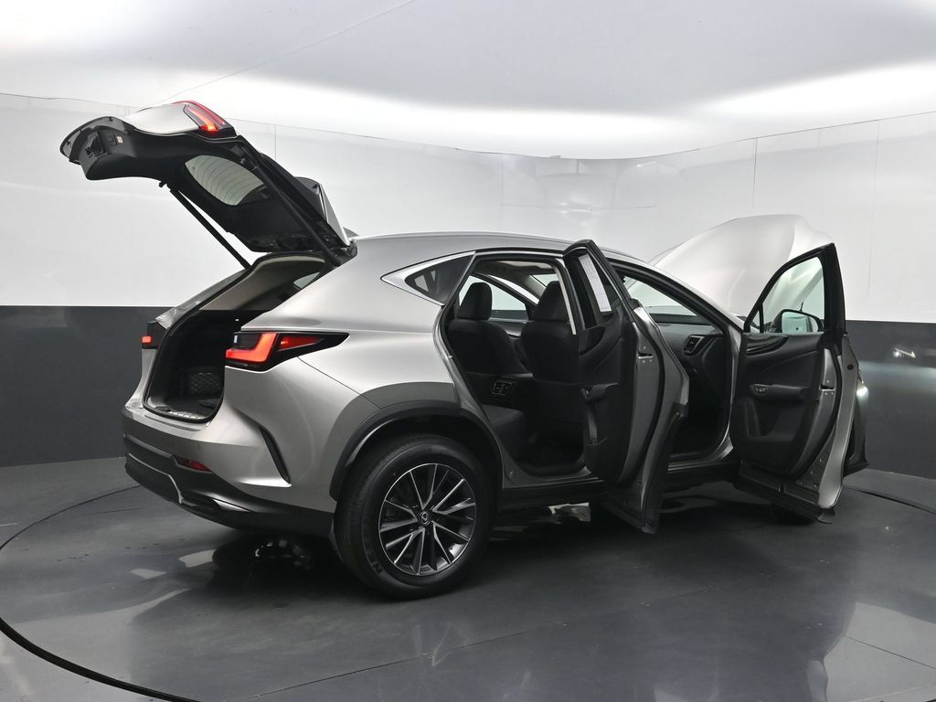Used 2025 Lexus NX 250 FWD w/ Cold Area Package image 38