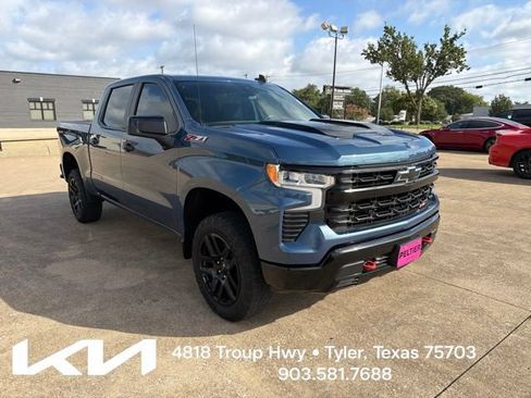 Used 2024 Chevrolet Silverado 1500 LT Trail Boss w/ Protection Package AWD/4WD image 1