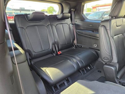 Certified 2024 Jeep Grand Cherokee L Limited image 10