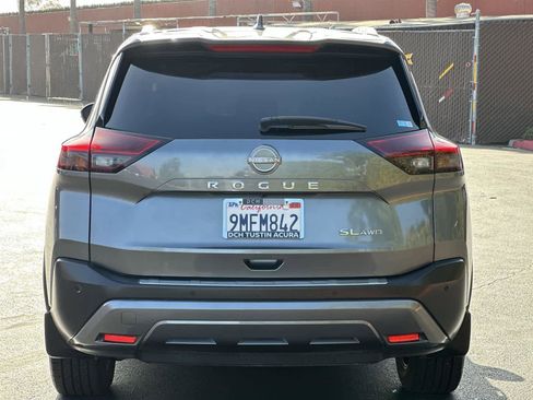 Used 2022 Nissan Rogue SL image 5