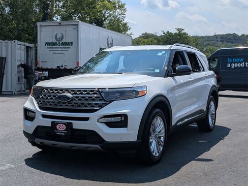 Used 2022 Ford Explorer Limited w/ Equipment Group 301A image 10