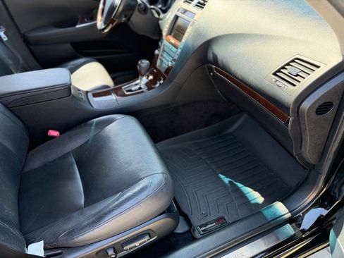 Used 2011 Lexus ES 350 FWD image 14