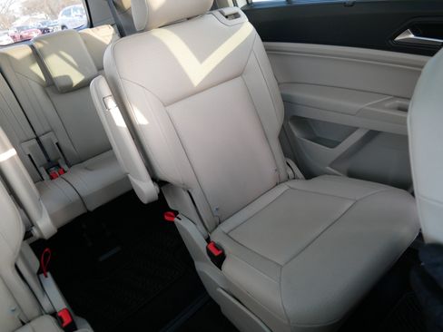 Used 2021 Volkswagen Atlas SEL image 14