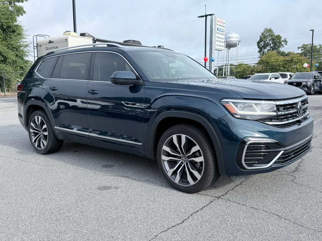 Used 2023 Volkswagen Atlas SEL Premium AWD/4WD image 2