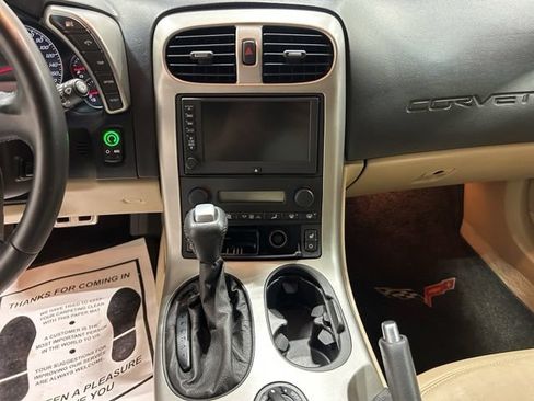 Used 2005 Chevrolet Corvette Coupe w/ Preferred Equipment Group RWD image 14
