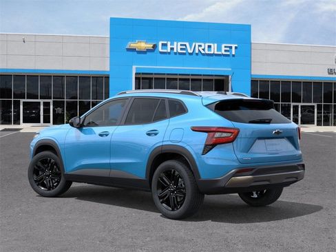 New 2026 Chevrolet Trax ACTIV w/ Driver Confidence Package FWD image 3