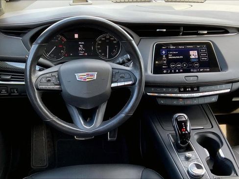 Used 2022 Cadillac XT4 Sport w/ Enhanced Visibility Package image 4