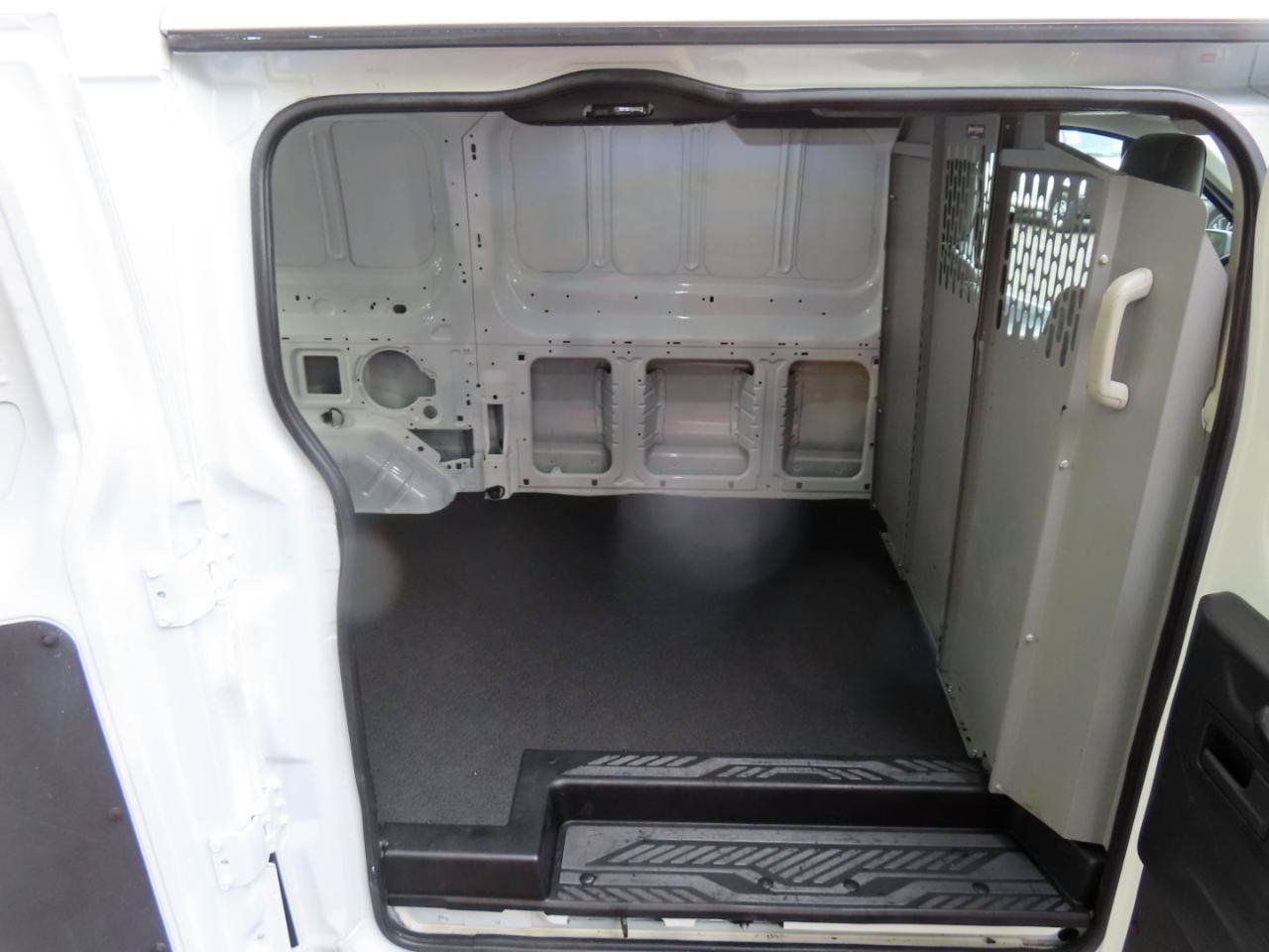 Used 2019 Ford Transit 250 130 Low Roof RWD image 12
