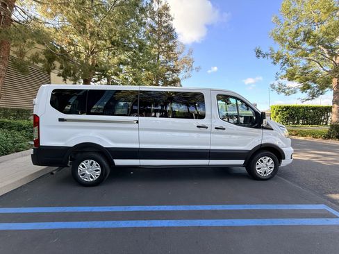 Used 2023 Ford Transit 350 XLT image 7