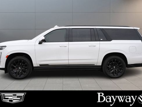 Certified 2024 Cadillac Escalade ESV Sport Platinum w/ LPO, ONYX Package image 4