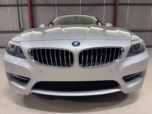 Used 2011 BMW Z4 sDrive35is RWD image 19