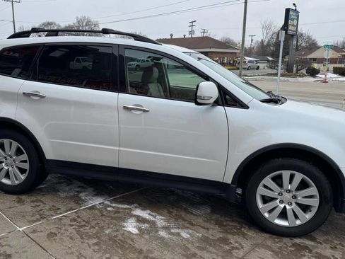 Used 2011 Subaru Tribeca Limited w/ PWR Moonroof Pkg image 5