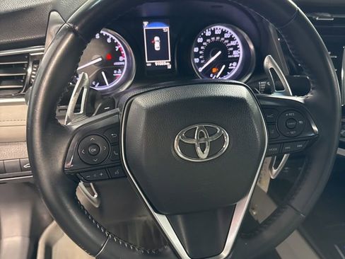 Used 2018 Toyota Camry SE FWD image 29