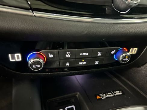 Used 2023 Buick Enclave Essence w/ Experience Buick Package image 16