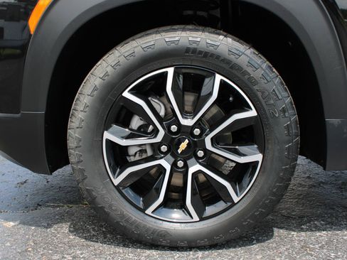 Used 2023 Chevrolet TrailBlazer ACTIV FWD image 49