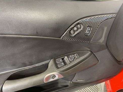 Used 2005 Chevrolet Corvette Coupe w/ Preferred Equipment Group image 14