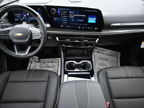 New 2026 Chevrolet Traverse High Country w/ LPO, Floor Liner Package AWD/4WD image 19