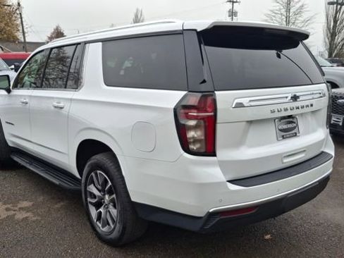 Used 2023 Chevrolet Suburban LS image 7