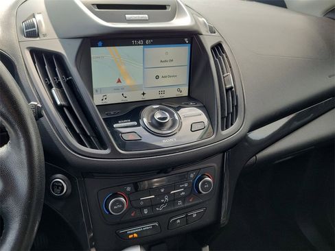 Used 2017 Ford Escape Titanium image 13