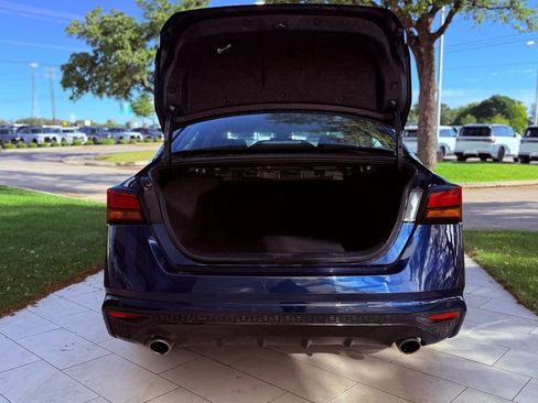 Used 2024 Nissan Altima 2.5 SR image 30