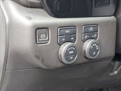 Used 2023 Chevrolet Silverado 1500 LT w/ Convenience Package II AWD/4WD image 10