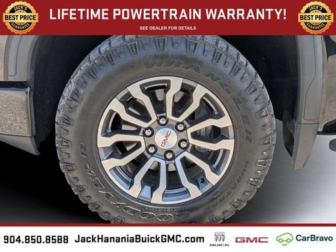 Used 2022 GMC Sierra 1500 AT4 w/ AT4 Preferred Package AWD/4WD image 11