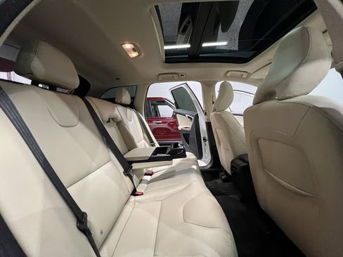 Used 2017 Volvo XC60 T5 Inscription w/ Preferred Option Package image 32