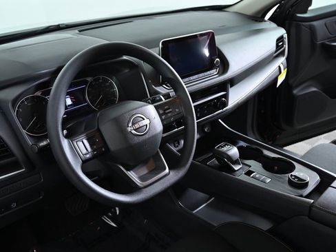 Certified 2025 Nissan Rogue S AWD/4WD image 13