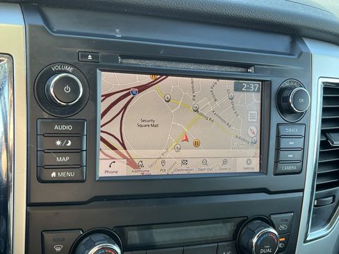 Used 2019 Nissan Titan SV w/ SV Convenience Package image 20