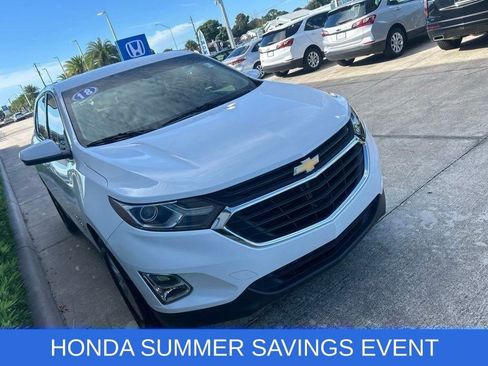 Used 2018 Chevrolet Equinox LT FWD image 3