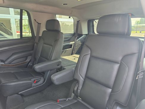 Used 2018 Chevrolet Tahoe LT w/ Luxury Package AWD/4WD image 10