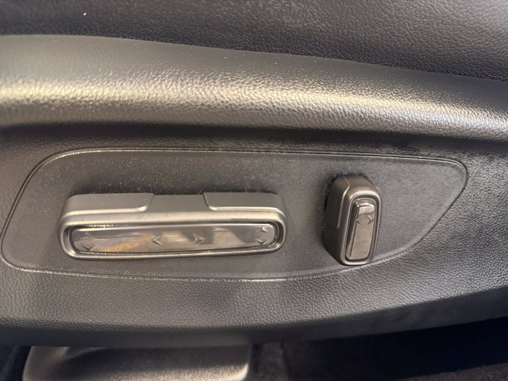 Certified 2026 Honda HR-V EX-L image 23