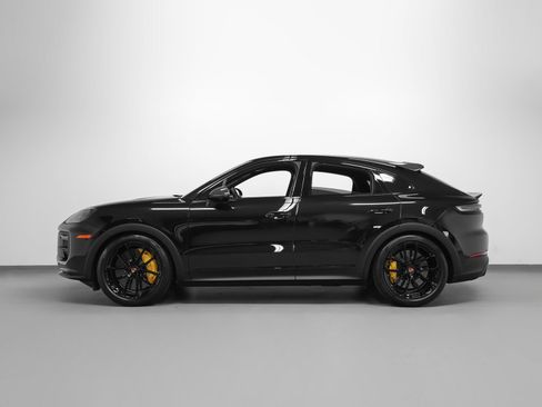 Certified 2026 Porsche Cayenne Turbo GT AWD/4WD image 2