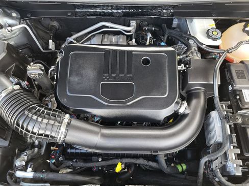 Used 2025 Chevrolet Blazer LT FWD image 22