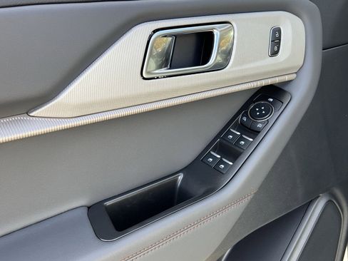 New 2026 Ford Explorer Active image 15