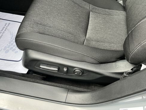 Used 2025 Honda Accord SE image 18