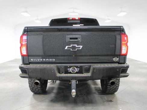 Used 2018 Chevrolet Silverado 1500 LTZ Z71 w/ LTZ Plus Package image 8