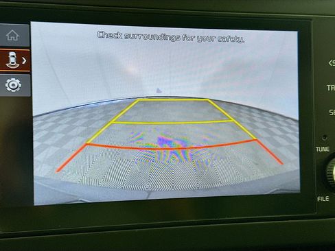 Used 2025 Kia Sportage LX image 21