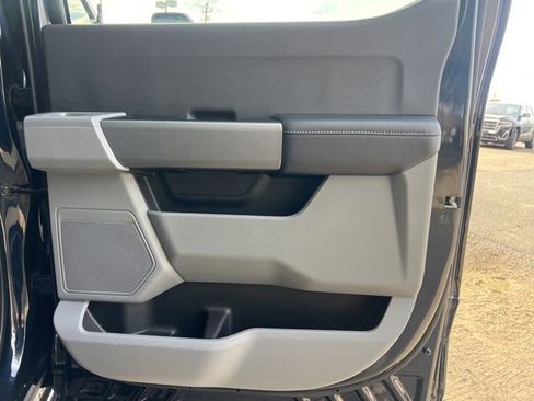 Used 2023 Ford F250 XL w/ STX Appearance Package image 23