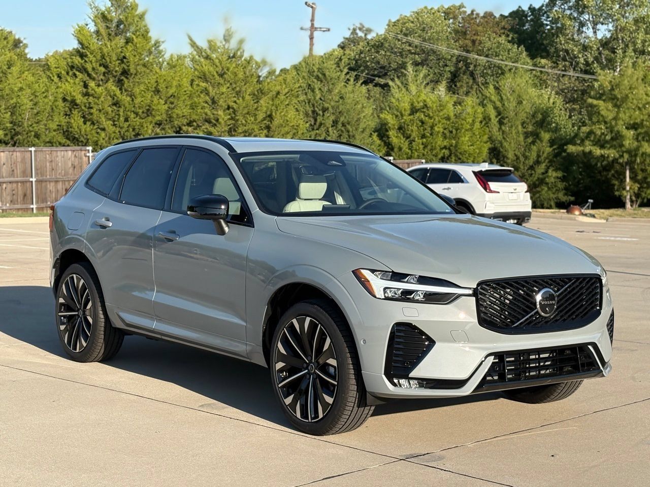 New 2026 Volvo XC60 B5 Ultra w/ Protection Package Premier AWD/4WD image 5