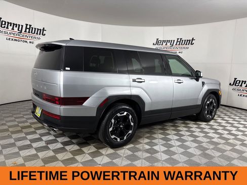 Used 2025 Hyundai Santa Fe SE image 5