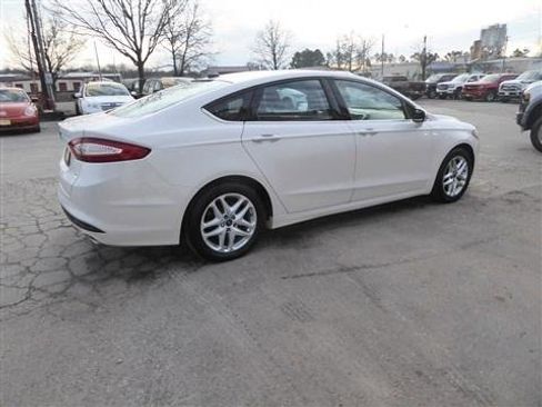 Used 2013 Ford Fusion SE image 6