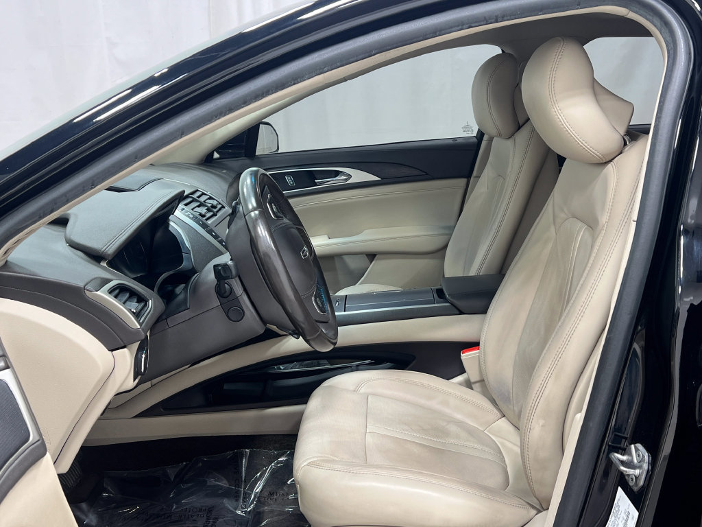 Used 2017 Lincoln MKZ Reserve w/ Climate Package AWD/4WD image 14