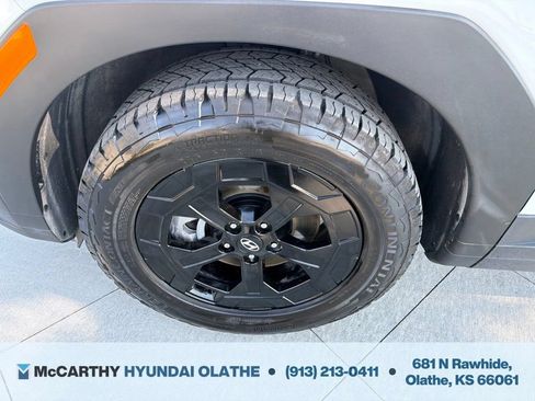 Certified 2024 Hyundai Santa Fe XRT AWD/4WD image 17