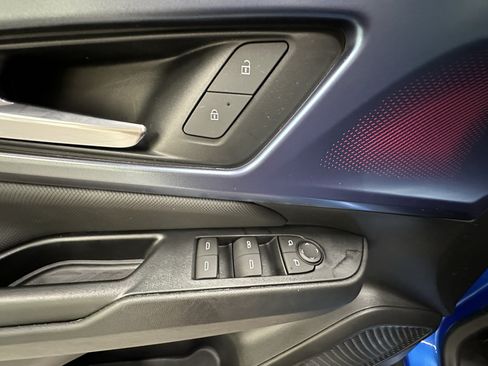 Certified 2024 Chevrolet Equinox EV LT FWD image 22