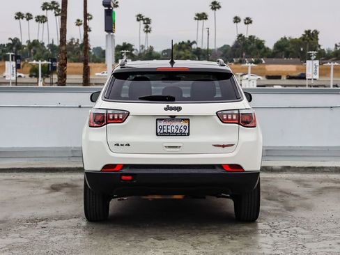 Used 2019 Jeep Compass Trailhawk image 7