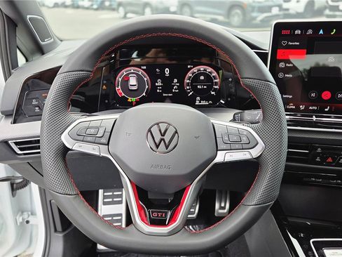 New 2026 Volkswagen GTI SE FWD image 15