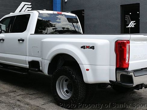 Used 2023 Ford F350 XLT AWD/4WD image 5