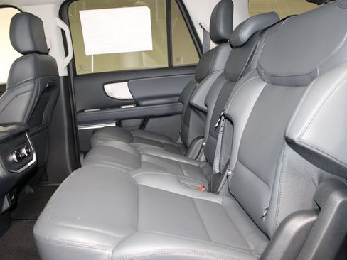 New 2026 Ford Expedition Max Active RWD image 27